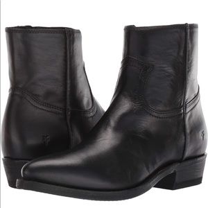 Frye Billy Inside Zip Bootie 7 1/2